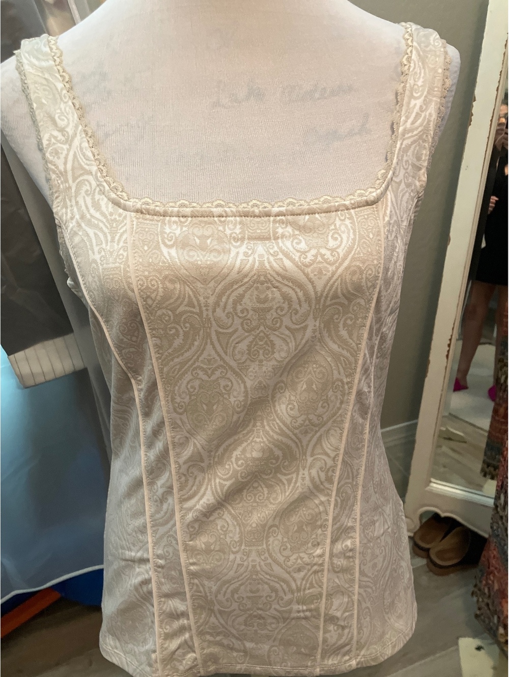 NWOT White House Black Market Cream Jacquard Tank Top